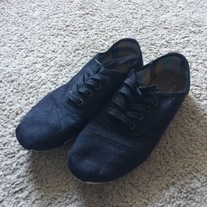 TOMS sneakers